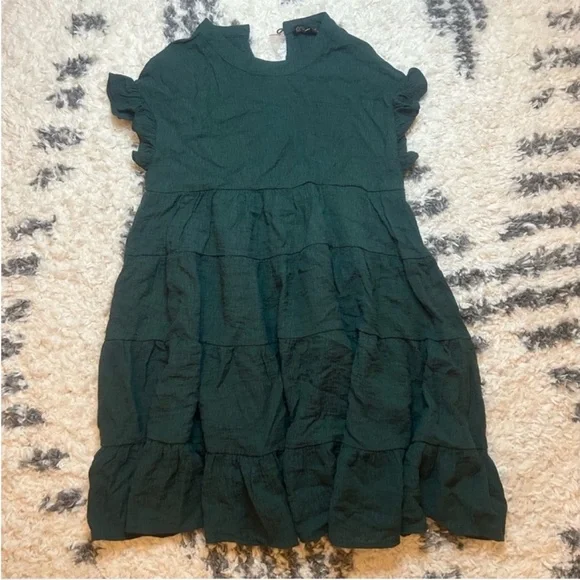 Petal Roz green tiered mini dress - Picture 2 of 4